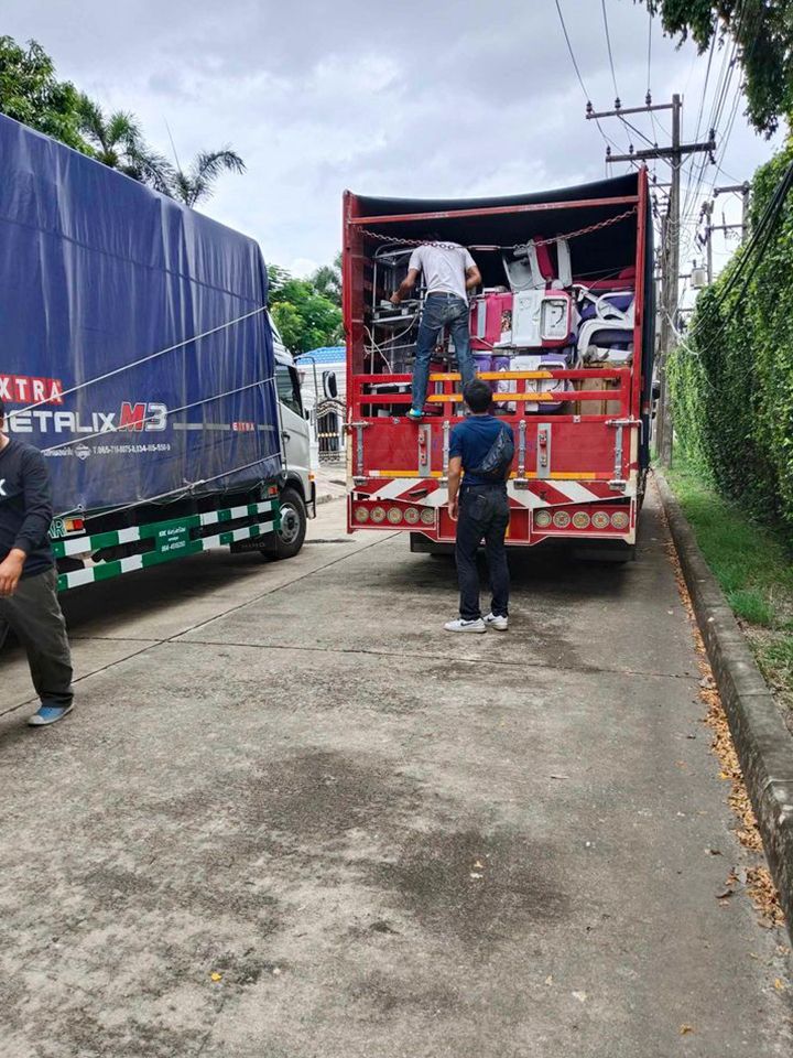 รุ่งโรจน์ รถรับจ้างขนย้าย